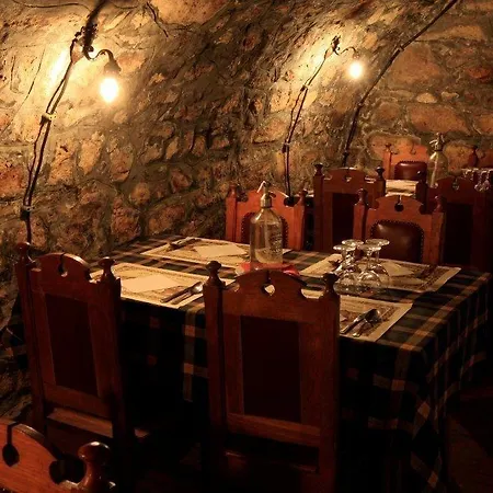 Teleki-degenfeld Kastelyszallo 4* Szirak