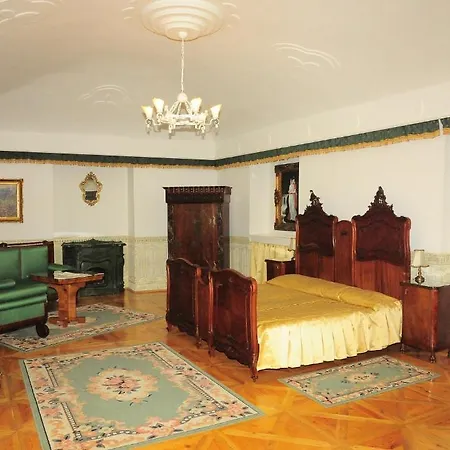 Teleki-degenfeld Kastelyszallo Hotel